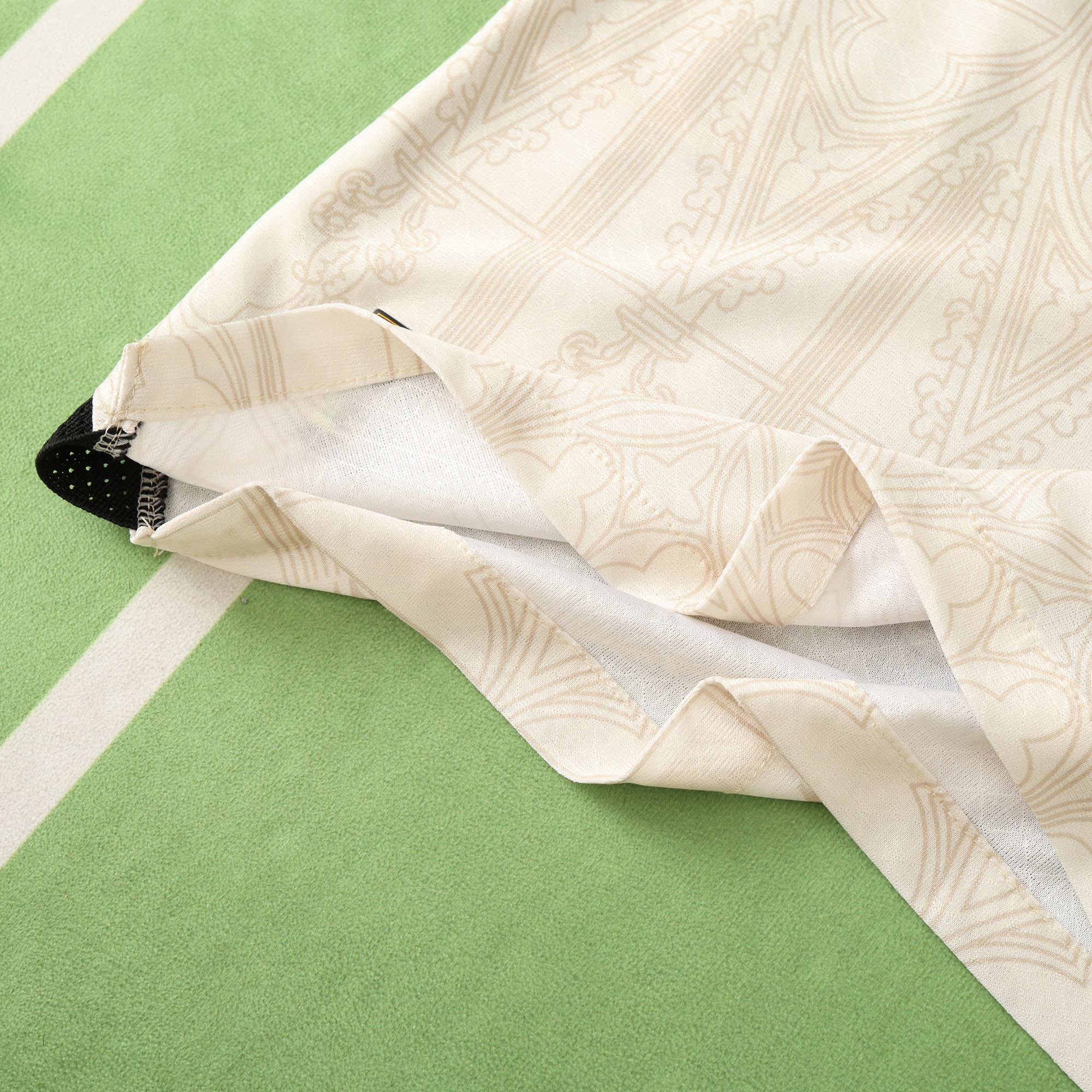 AC Milan 24/25 Co Branded BEIGI