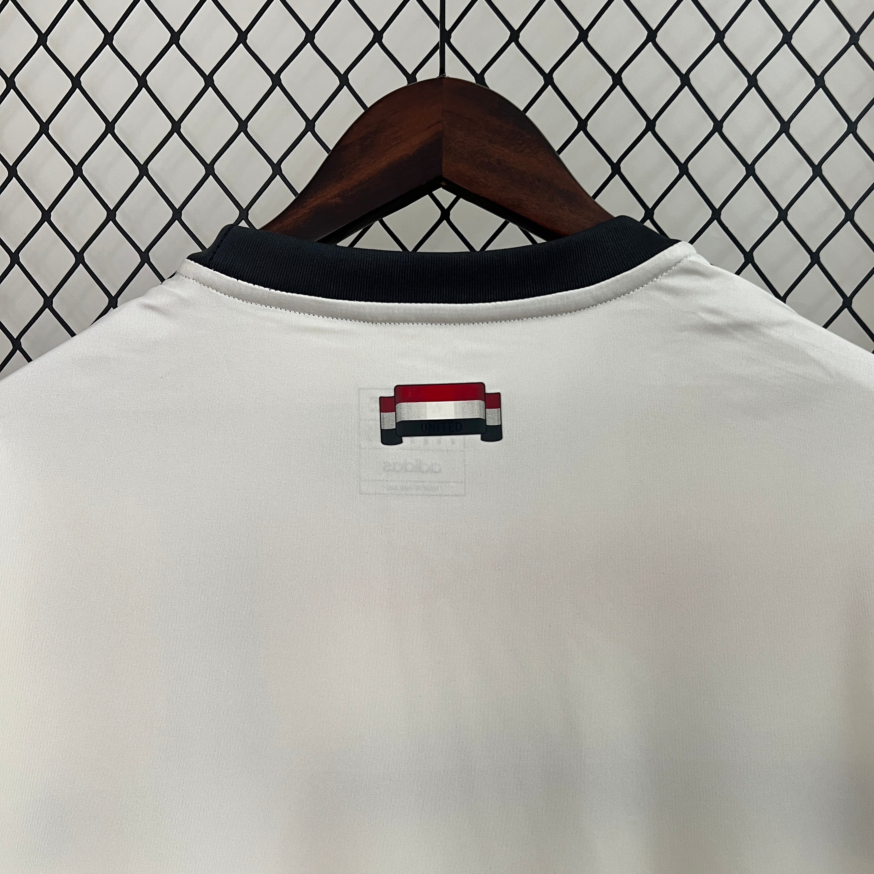 Ediția Fan Manchester United 24/25 în deplasare