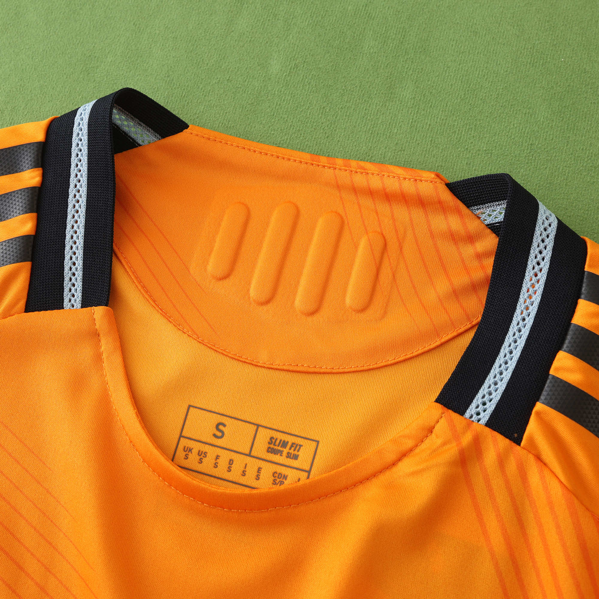 Real Madrid 24/25 ediție jucător în deplasare