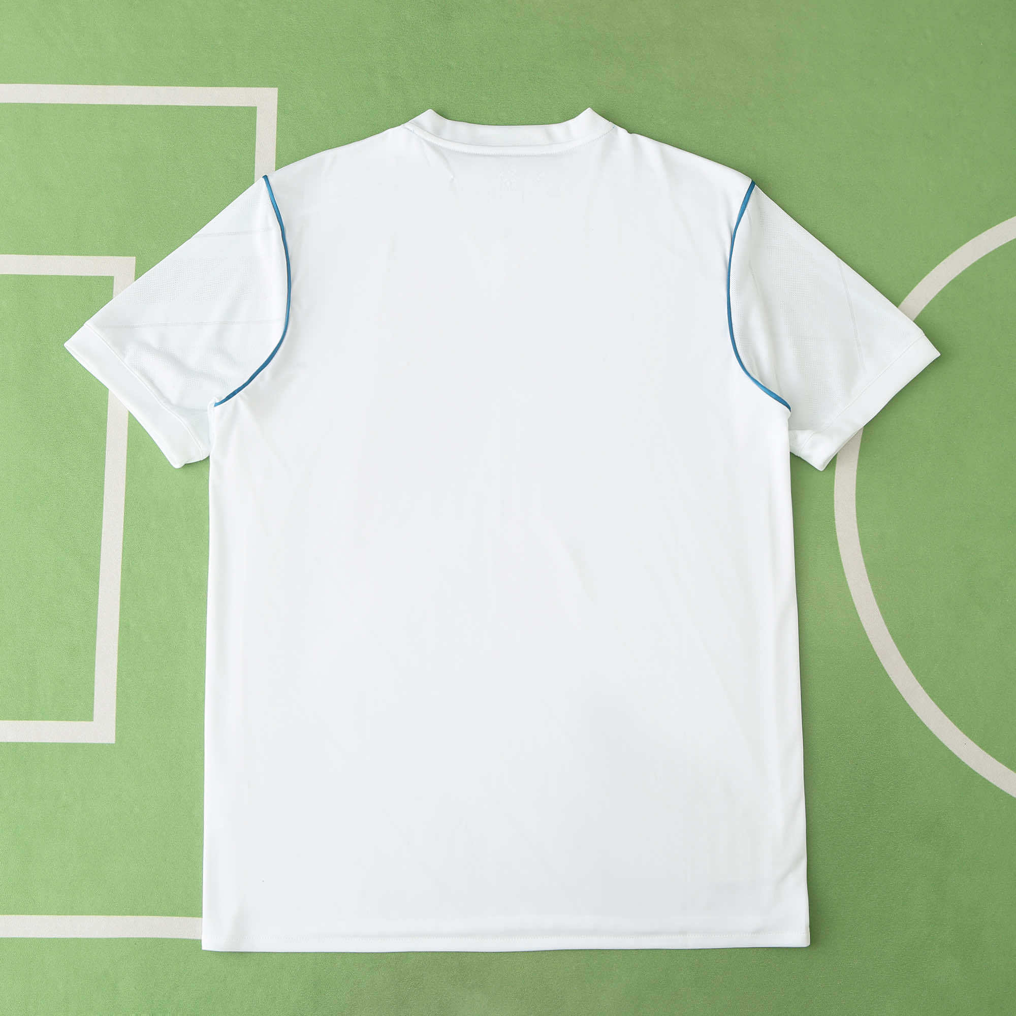 Real Madrid 17/18 Home Jersey