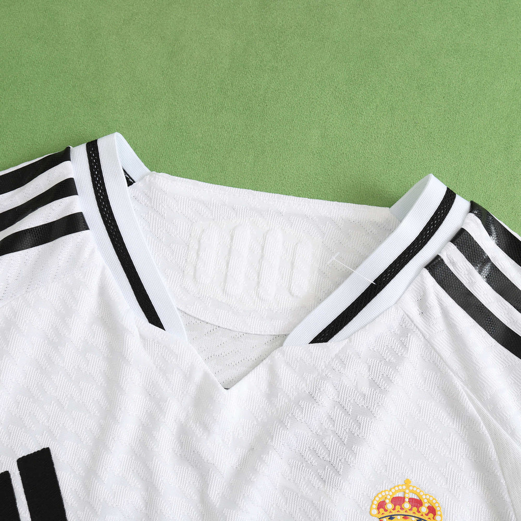 Real Madrid 24/25 Home Player Edition 