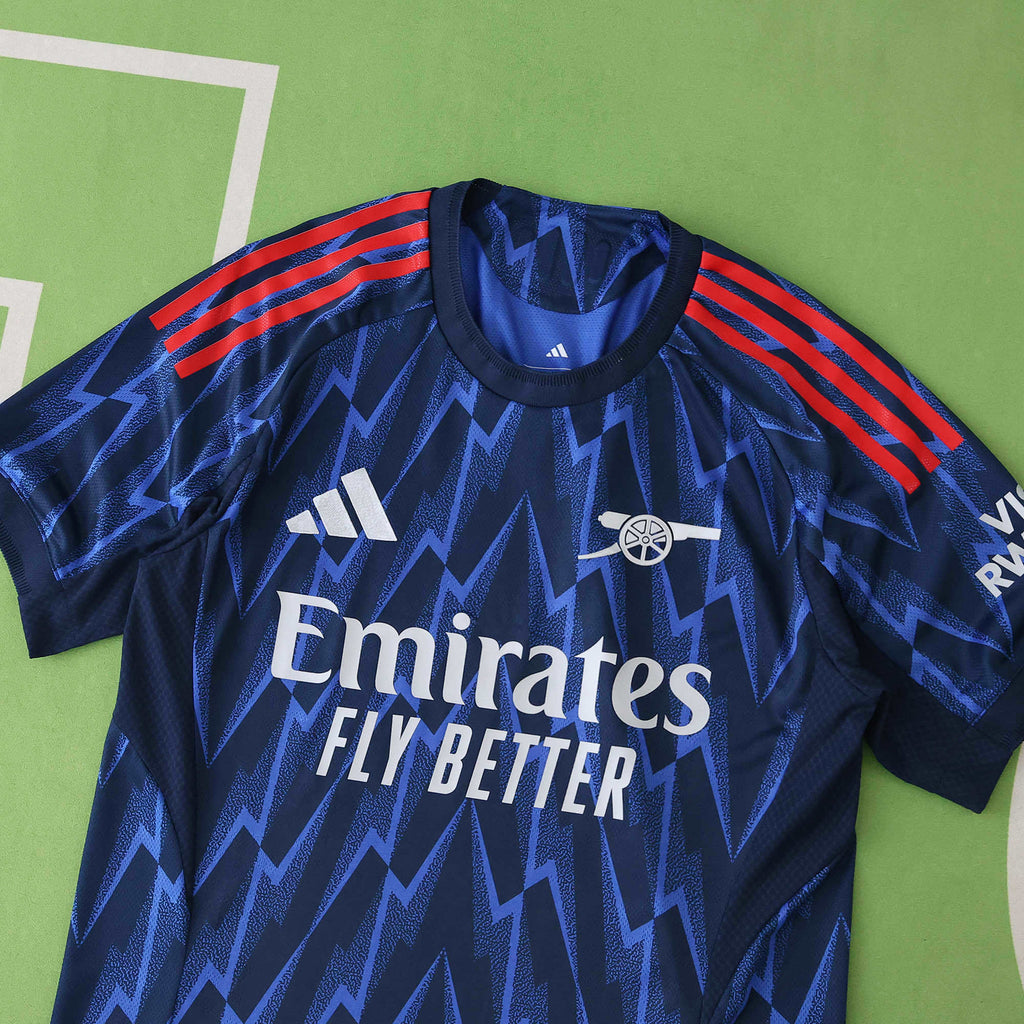 Tricou Arsenal 25/26, ediție jucător deplasare