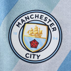 Ediția pentru jucătorii de acasă a echipei Manchester City 25/26