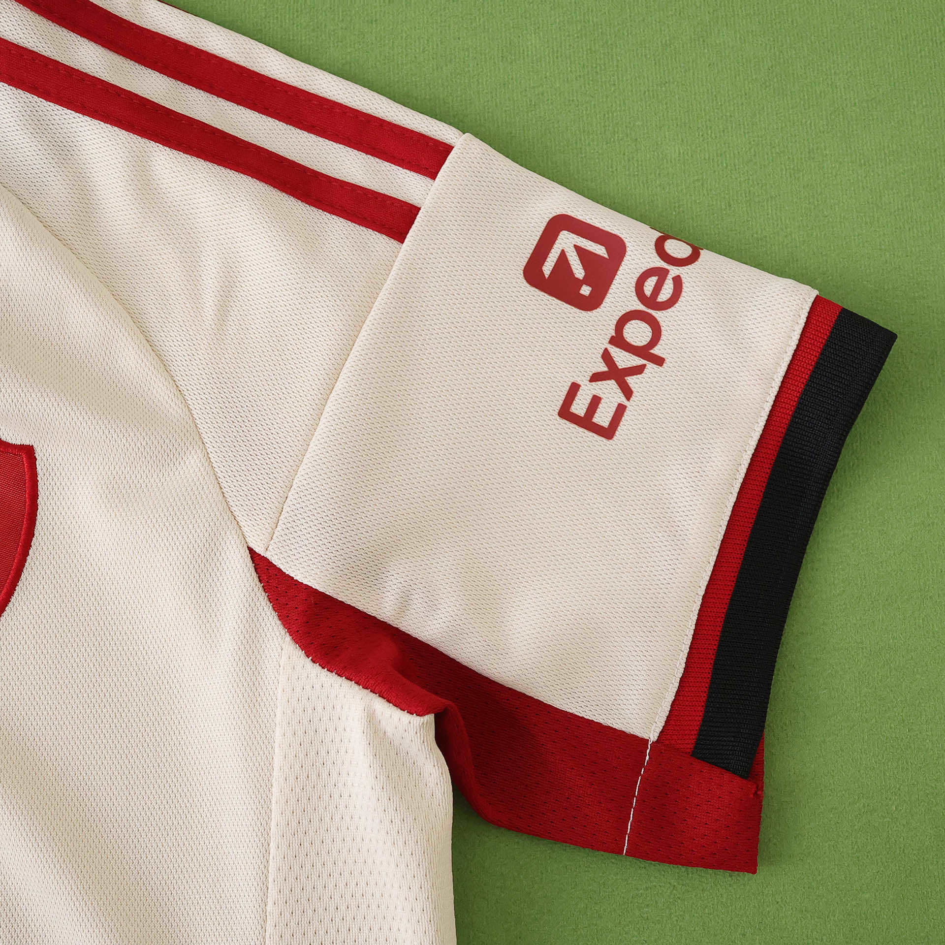 Liverpool 25/26 Away Kit for Kids