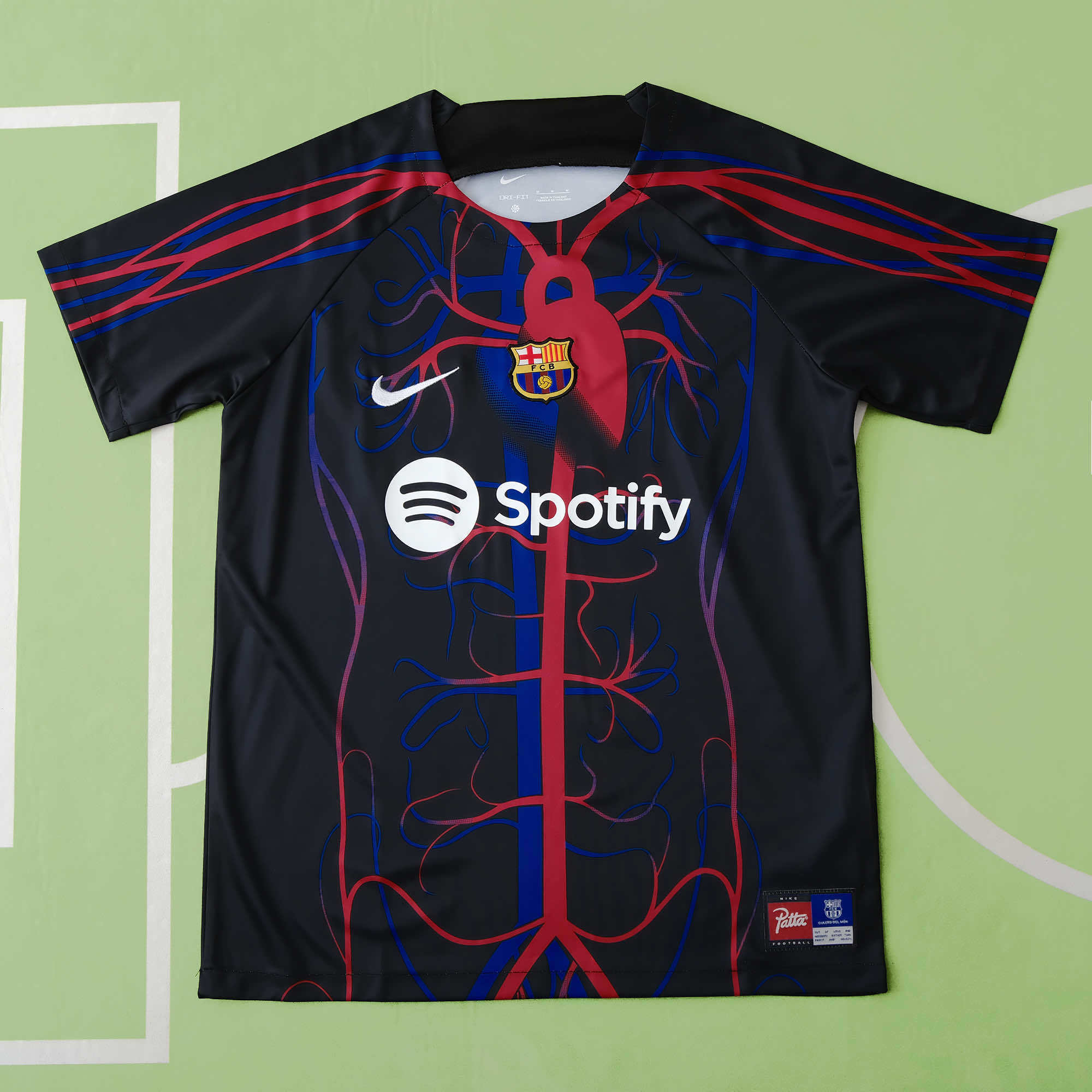FC Barcelona 24/25 Patta Fan Edition 