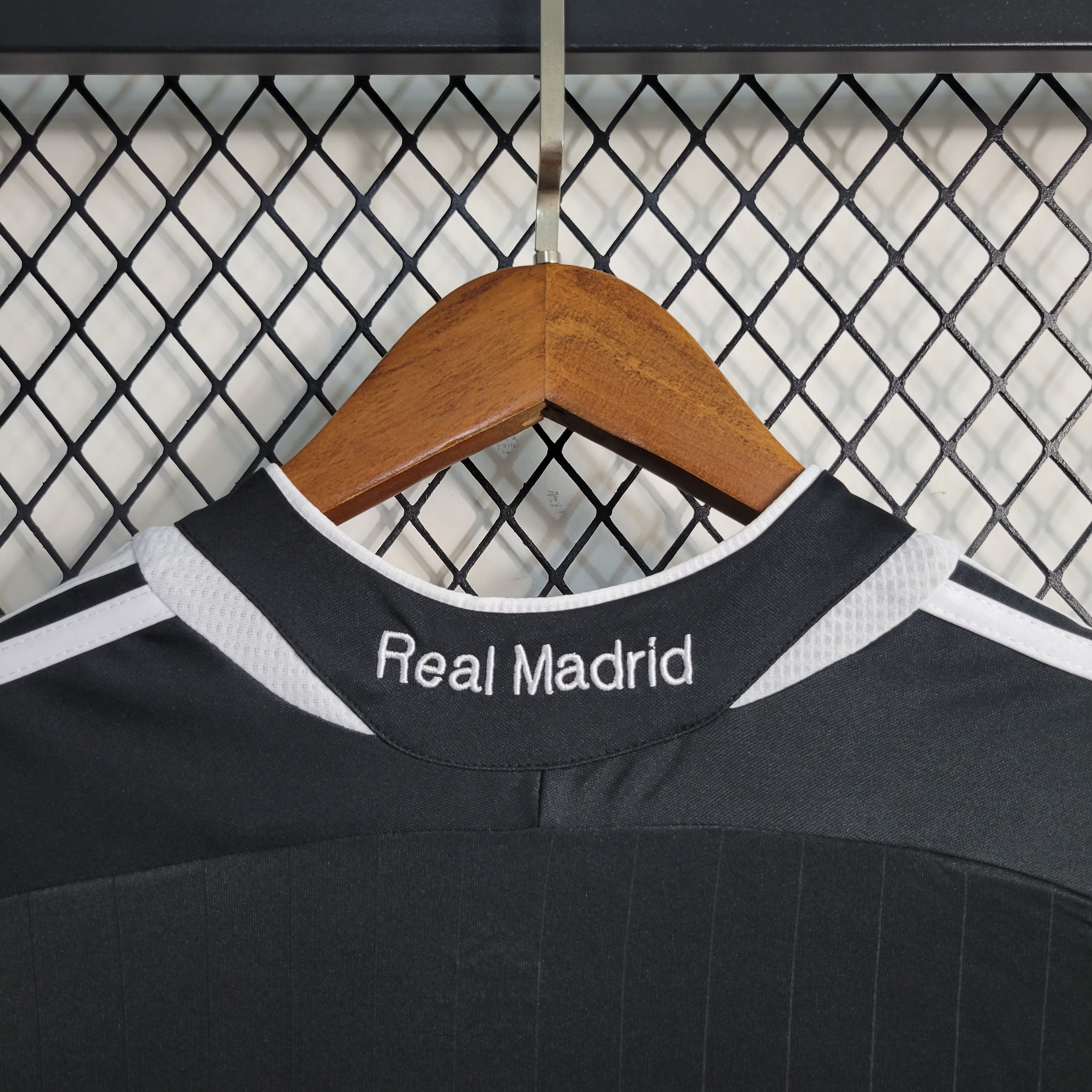 Real Madrid 06/07 Retro Black BenQ Siemens
