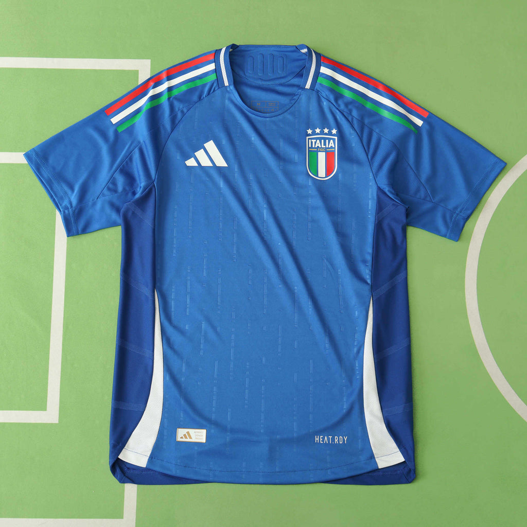 Ediția pentru jucători acasă 24/25 din Italia