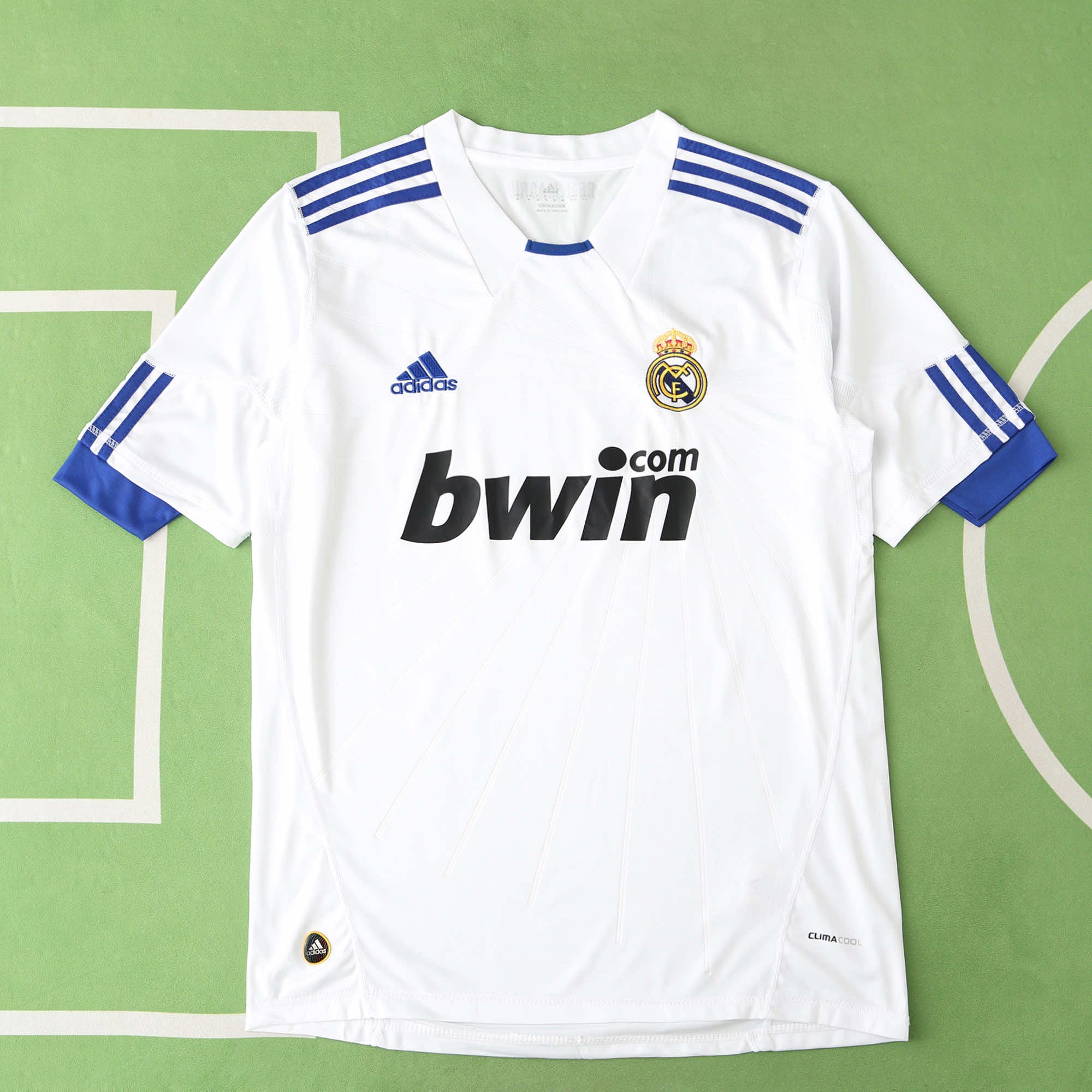 Real Madrid 10/11 bwin Home White