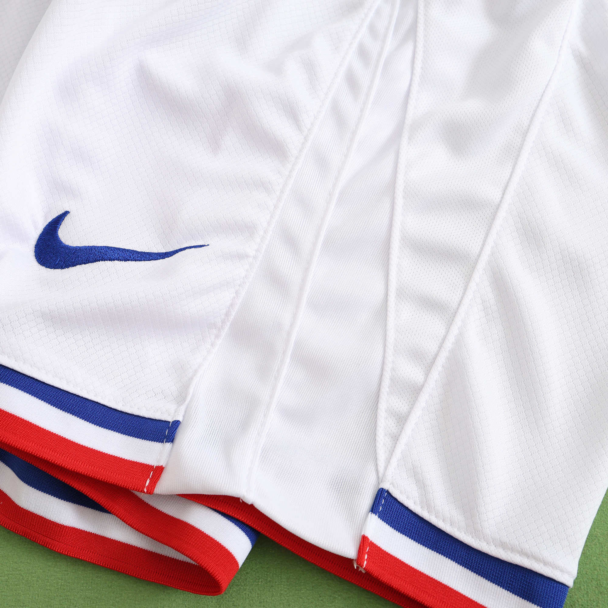 Pantaloni scurți Franța 24/25 acasă 