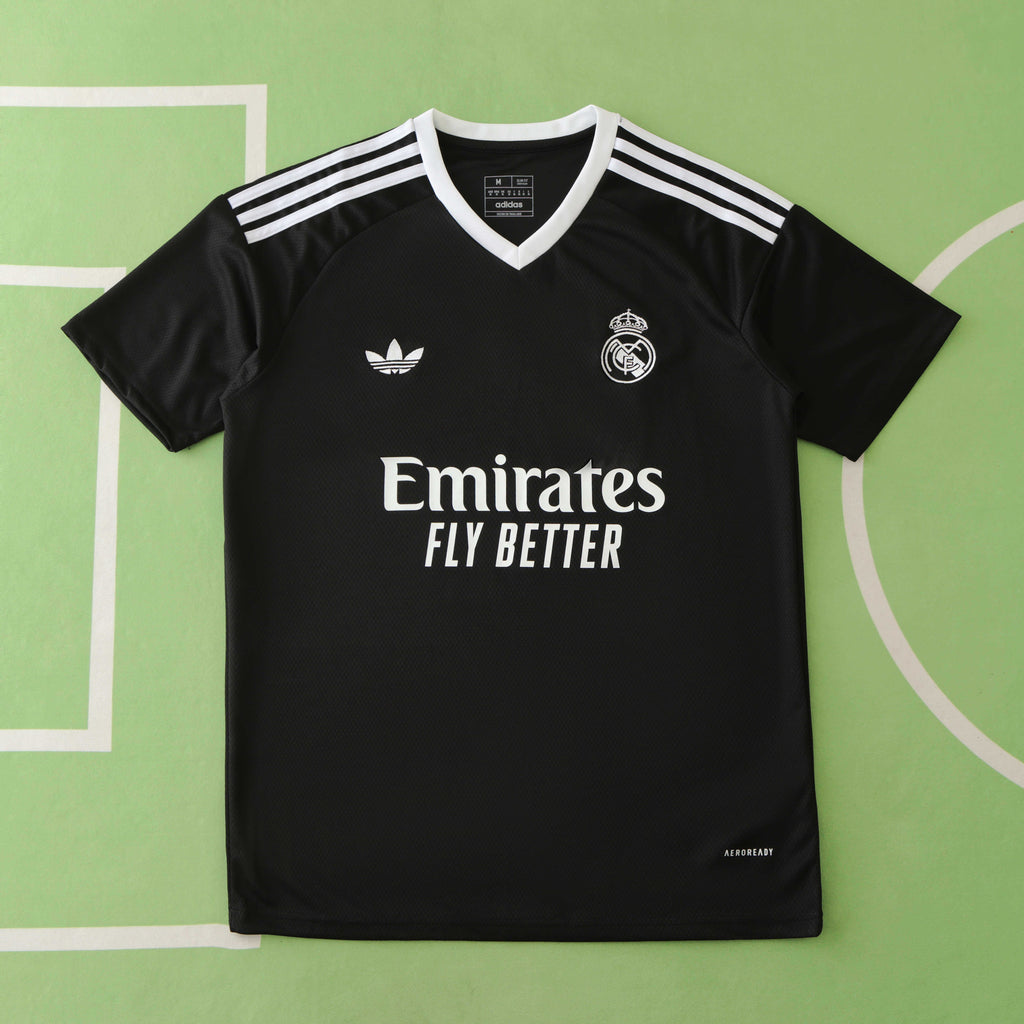 Real Madrid 24/25 Black Player Edition