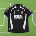 Black Real Madrid 06/07 retro-style football jersey with white details and BenQ Siemens sponsor design