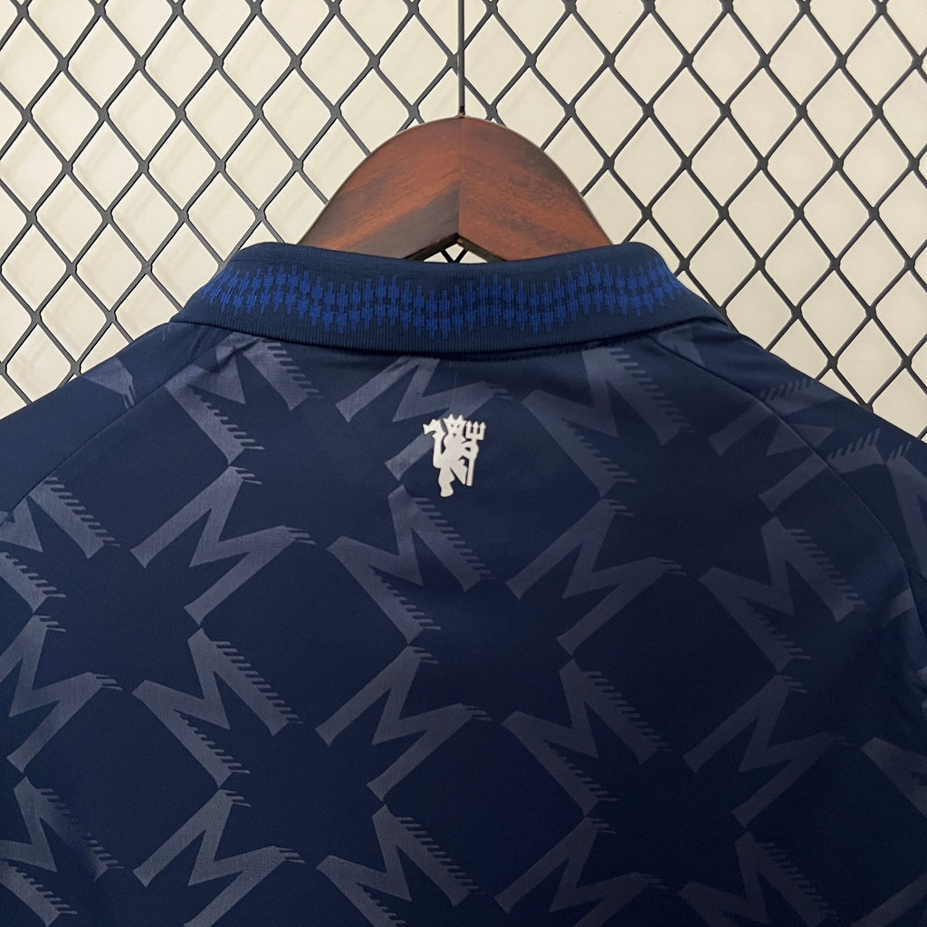 Manchester United 24/25 a treia ediție pentru fani 