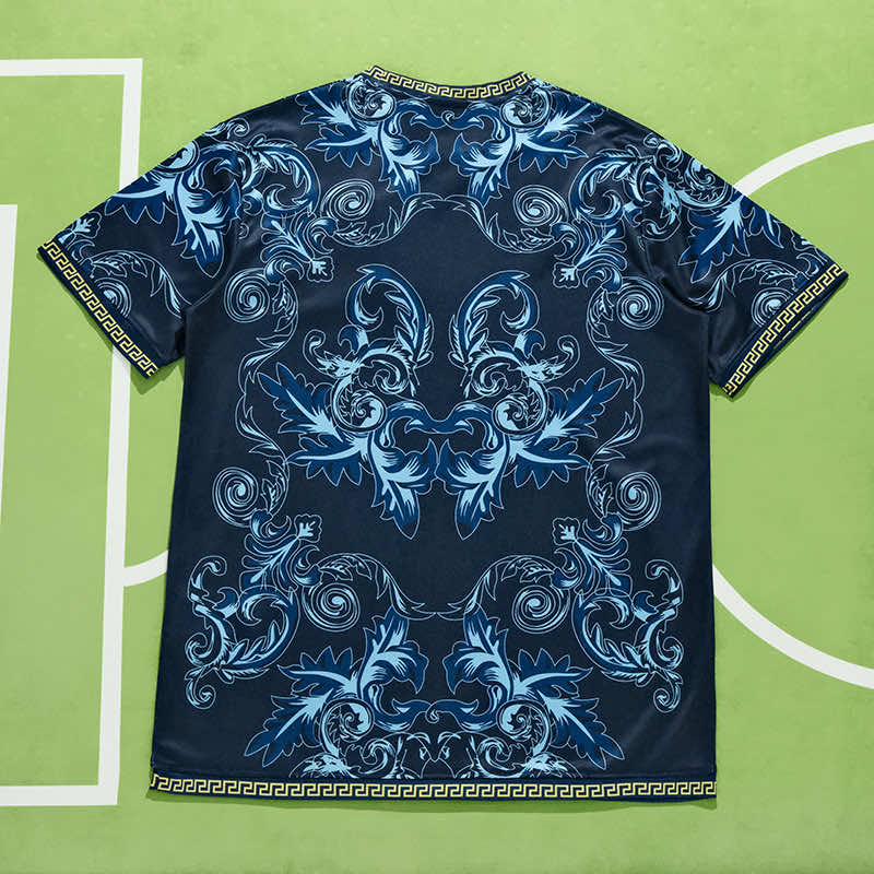 Italia 23/24 Versace