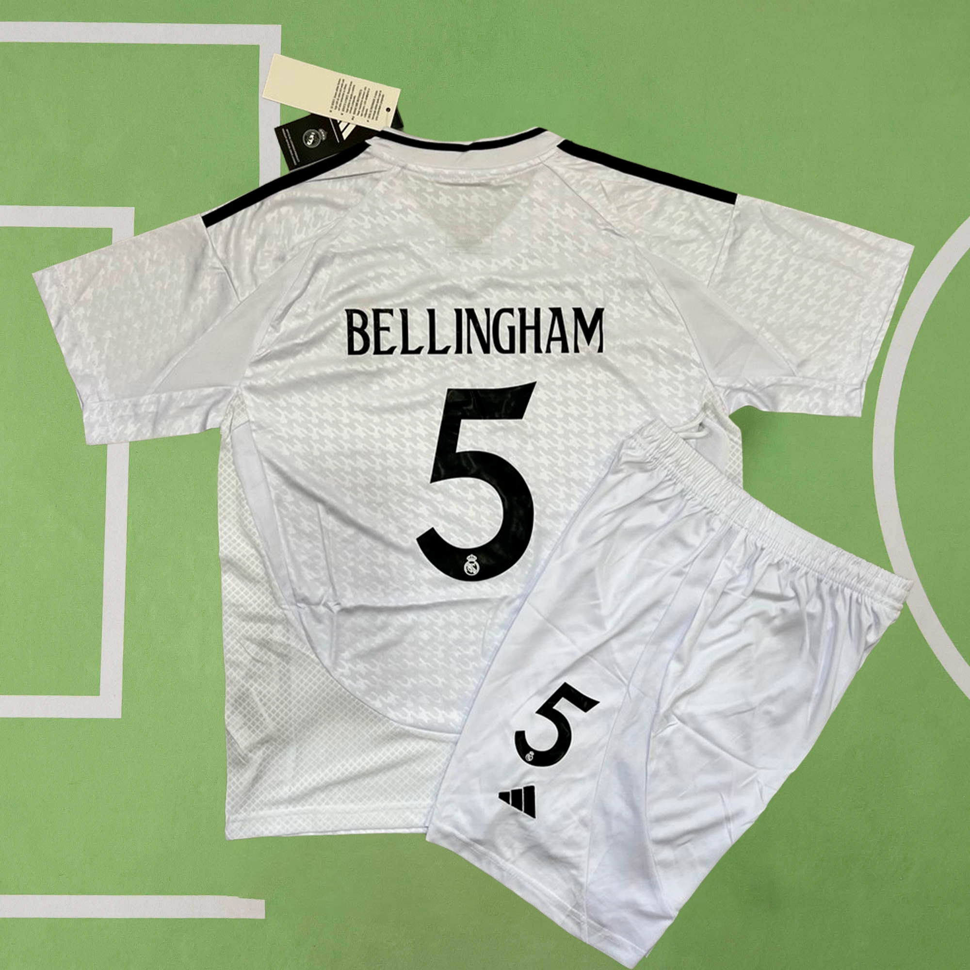 Echipament Real Madrid 24/25 Mbappé și Bellingham pentru copii