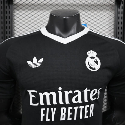 Real Madrid 24/25 Black Player Edition