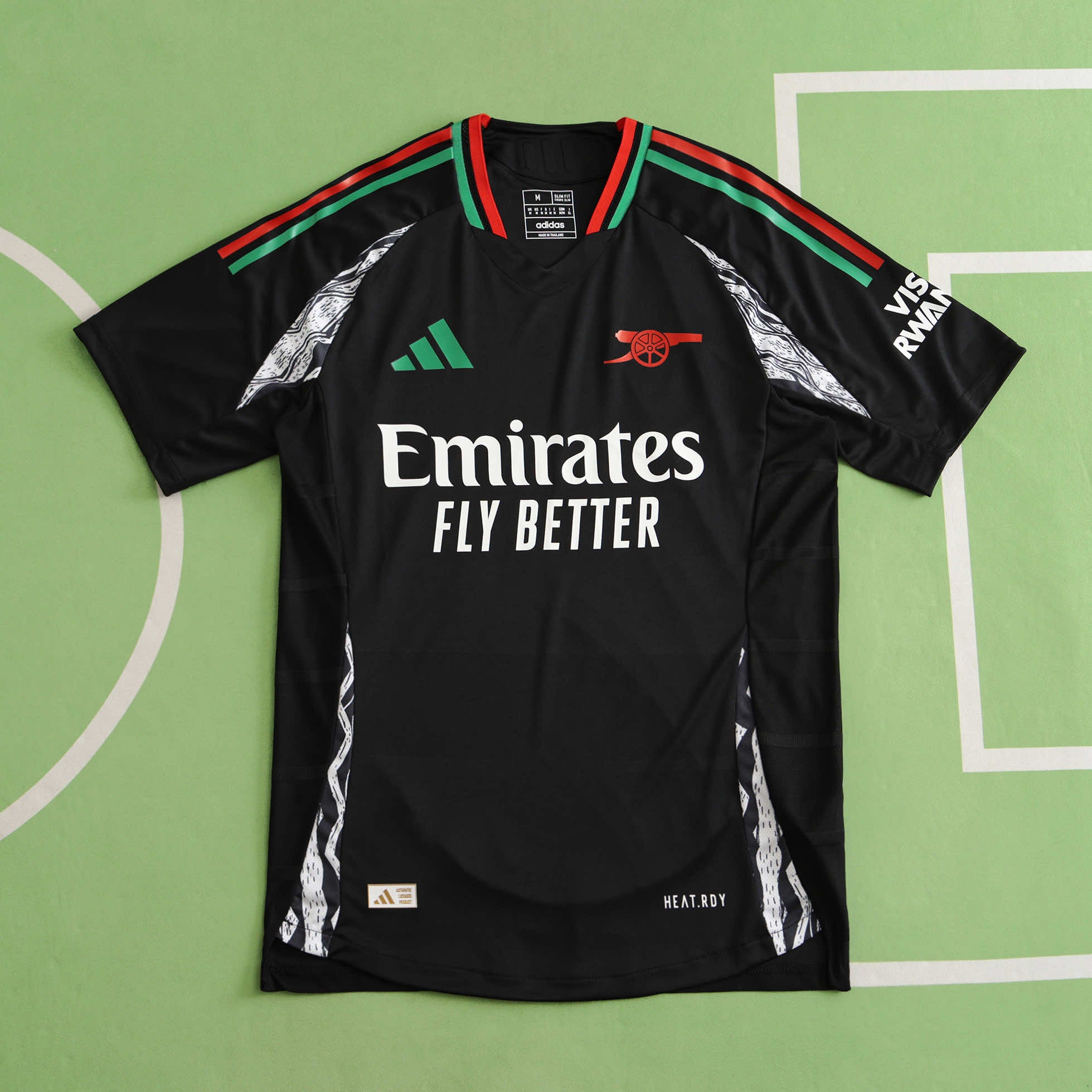 Arsenal 24/25 ediție jucător în deplasare